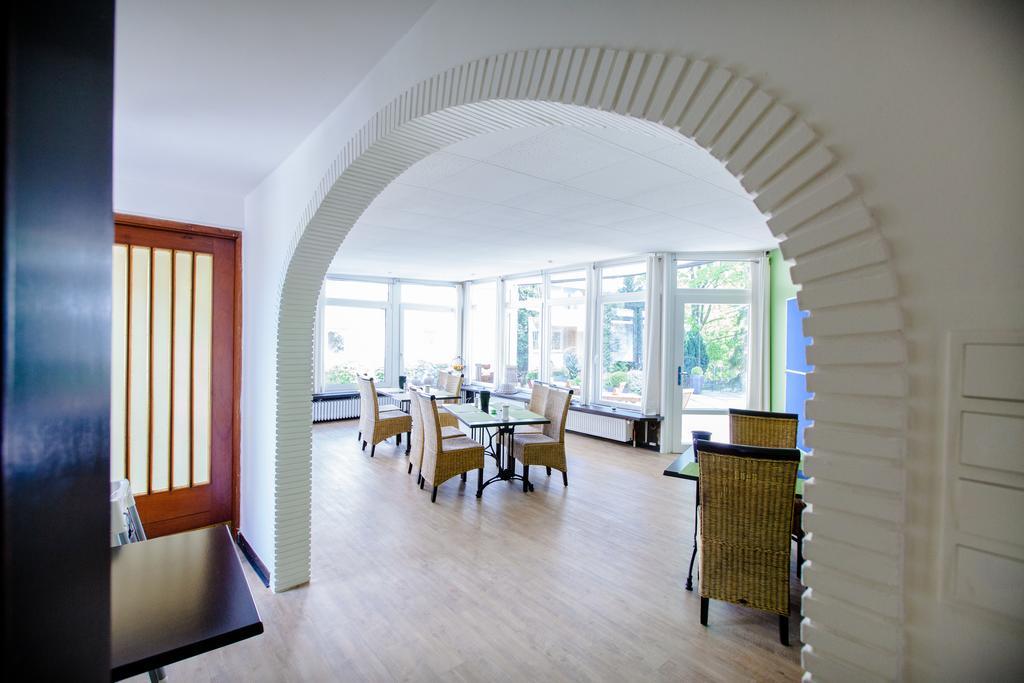 Arcade Hotel & Hostel Гамбург Экстерьер фото